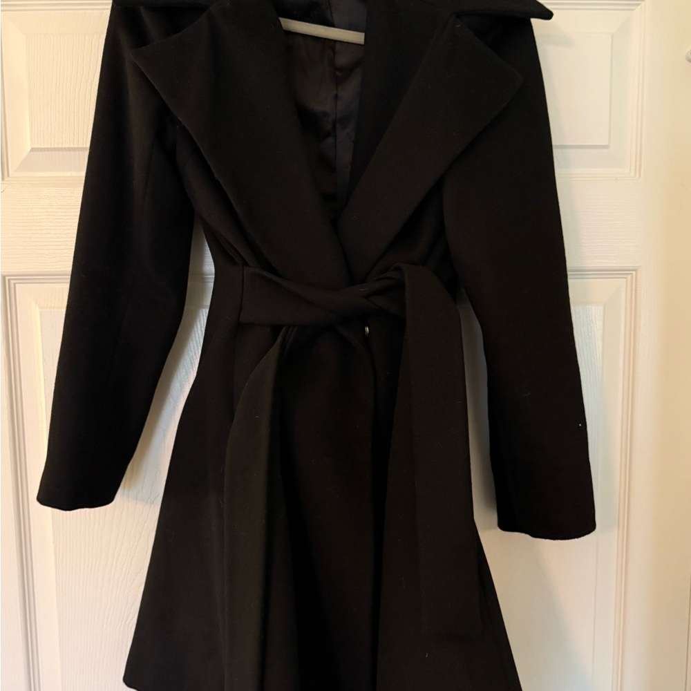 Stunning Trina Turk Coat